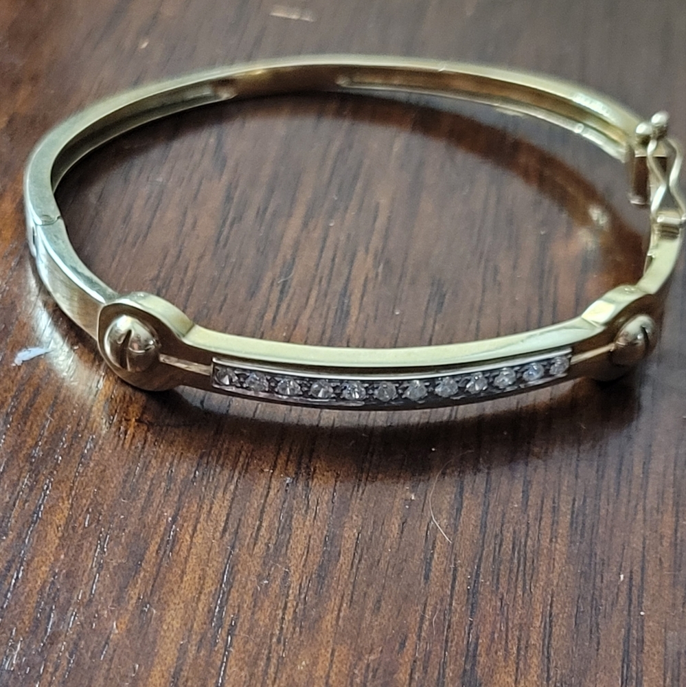 COPY - 14k gold and diamond bracelet